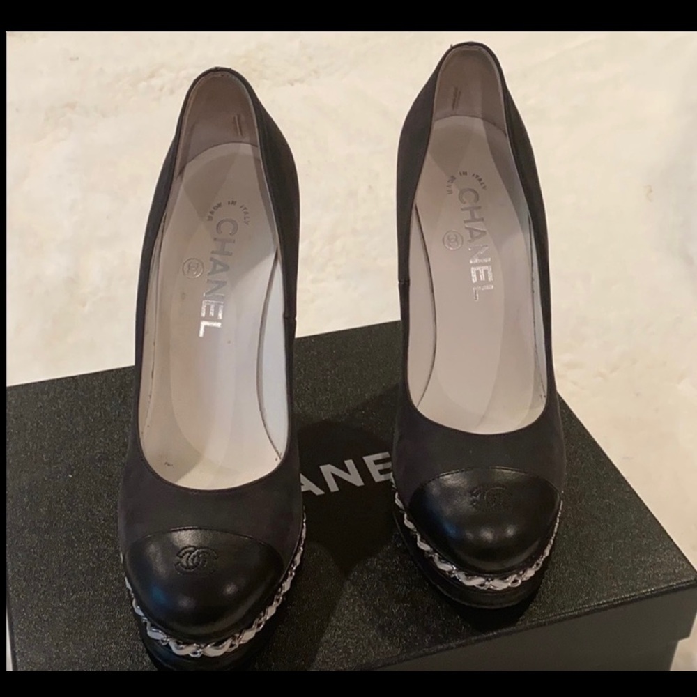 Chanel High Heel Shoes. Size 38
